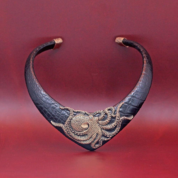 PYRAMID EXOTIC CHOKER WITH OCTOPUS - THE DIVINE TRIBE