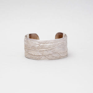 WIDE SILVER PLATED FEATHER CUFF