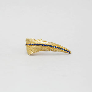 YELLOW BRASS FLY RING WITH SRI LANKAN SAPPHIRE