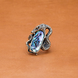 SNAKE RING WITH AVALON SHELL